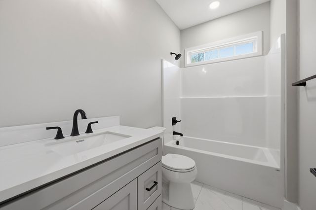 263 Harbor Village Drive, Georgetown, KY 40324