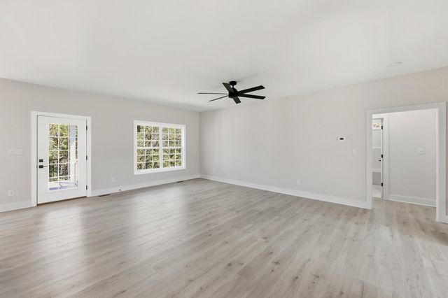 263 Harbor Village Drive, Georgetown, KY 40324