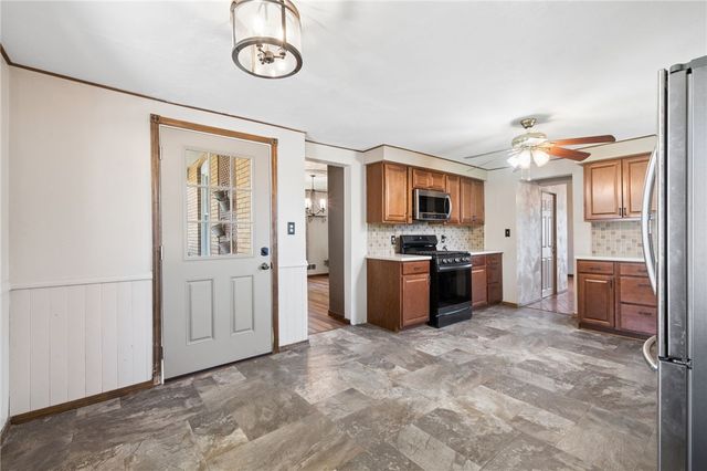 403 N 6th Street, Youngwood, PA 15697