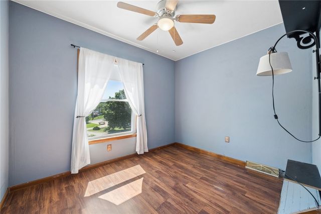 403 N 6th Street, Youngwood, PA 15697