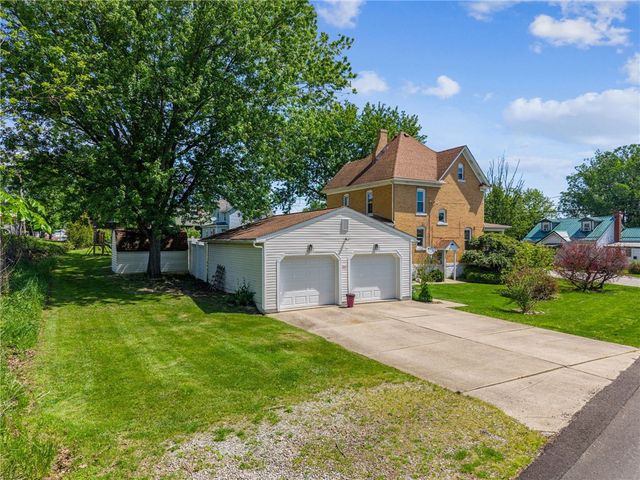 403 N 6th Street, Youngwood, PA 15697