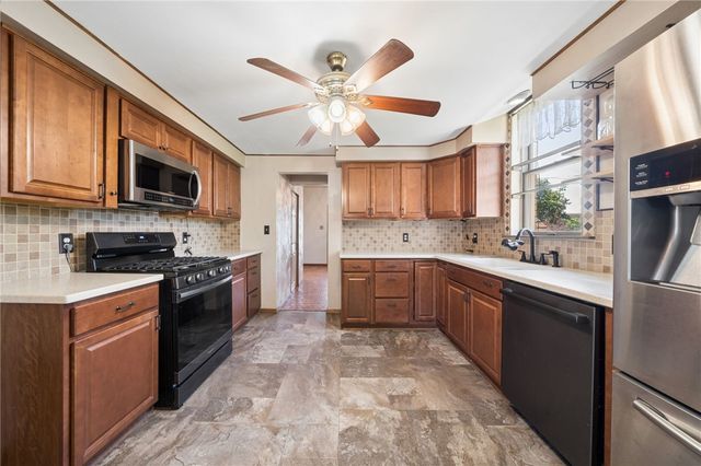 403 N 6th Street, Youngwood, PA 15697