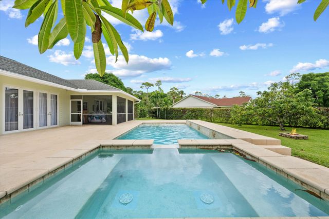 148 Scarborough Terrace, Wellington, FL 33414