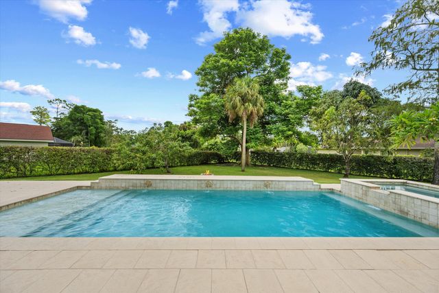 148 Scarborough Terrace, Wellington, FL 33414