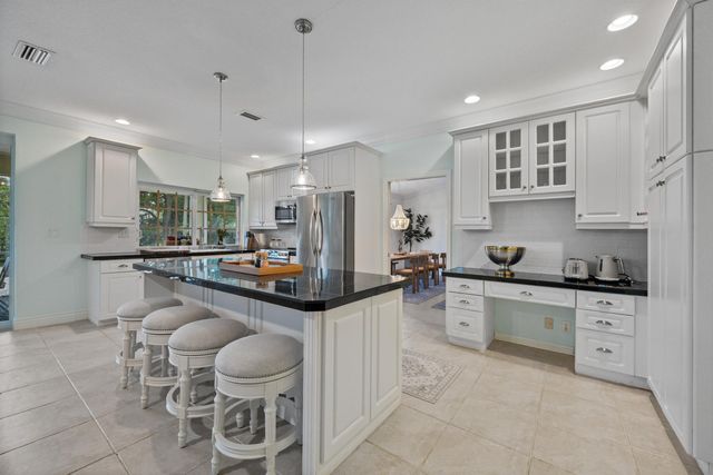 148 Scarborough Terrace, Wellington, FL 33414
