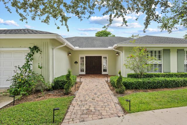 148 Scarborough Terrace, Wellington, FL 33414
