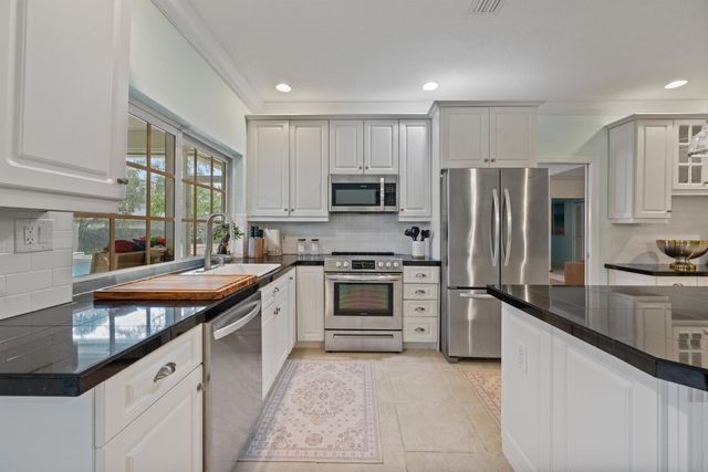 148 Scarborough Terrace, Wellington, FL 33414