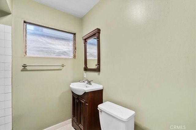 13280 Winfield, Panorama City, CA 91402