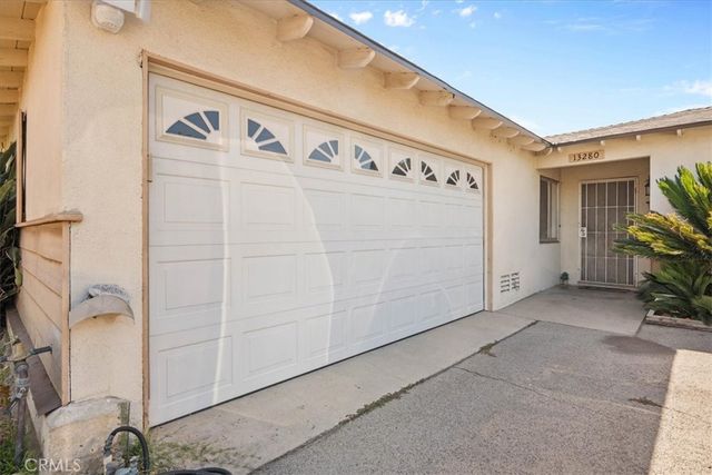 13280 Winfield, Panorama City, CA 91402