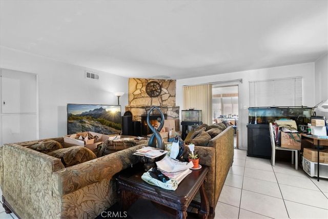 13280 Winfield, Panorama City, CA 91402