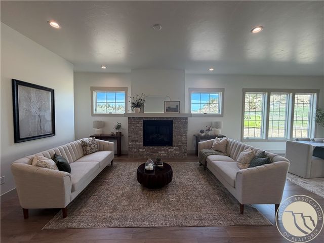 1645 Angel Oak Lane Lane, Billings, MT 59105