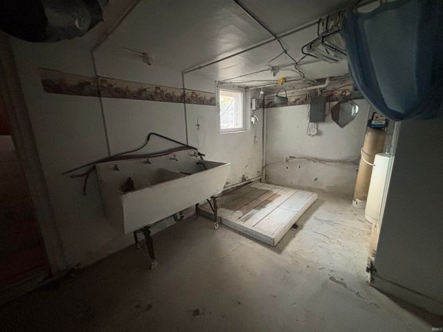 208 S Portland Street, Ridgeville, IN 47380