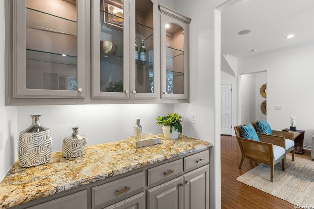 29707 High Eschelon, Fair Oaks Ranch, TX 78015
