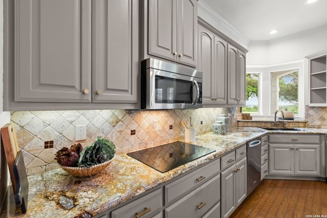 29707 High Eschelon, Fair Oaks Ranch, TX 78015