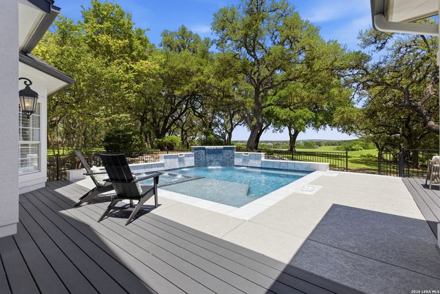 29707 High Eschelon, Fair Oaks Ranch, TX 78015