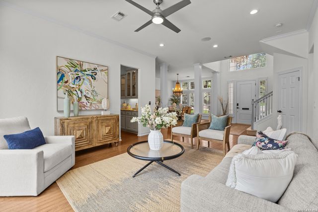 29707 High Eschelon, Fair Oaks Ranch, TX 78015