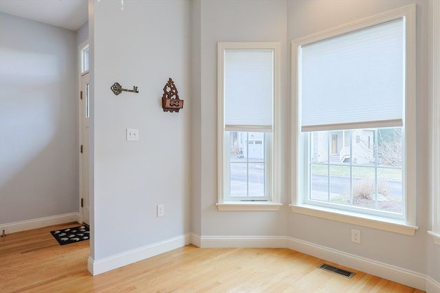 33 Garett Way 33, Holliston, MA 01746