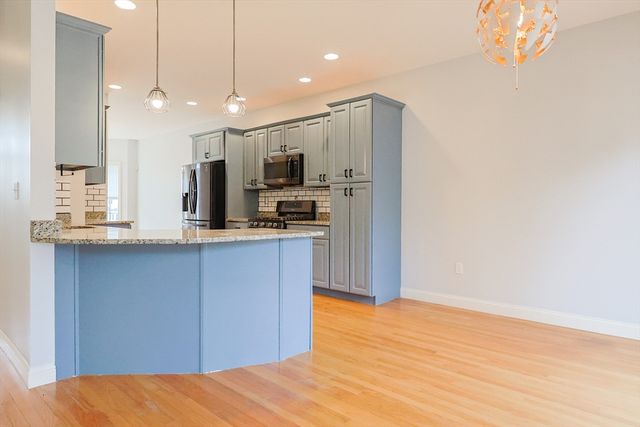 33 Garett Way 33, Holliston, MA 01746