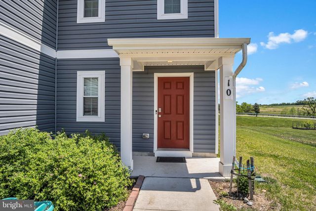 10 AMERICAN AVENUE, Carlisle, PA 17013