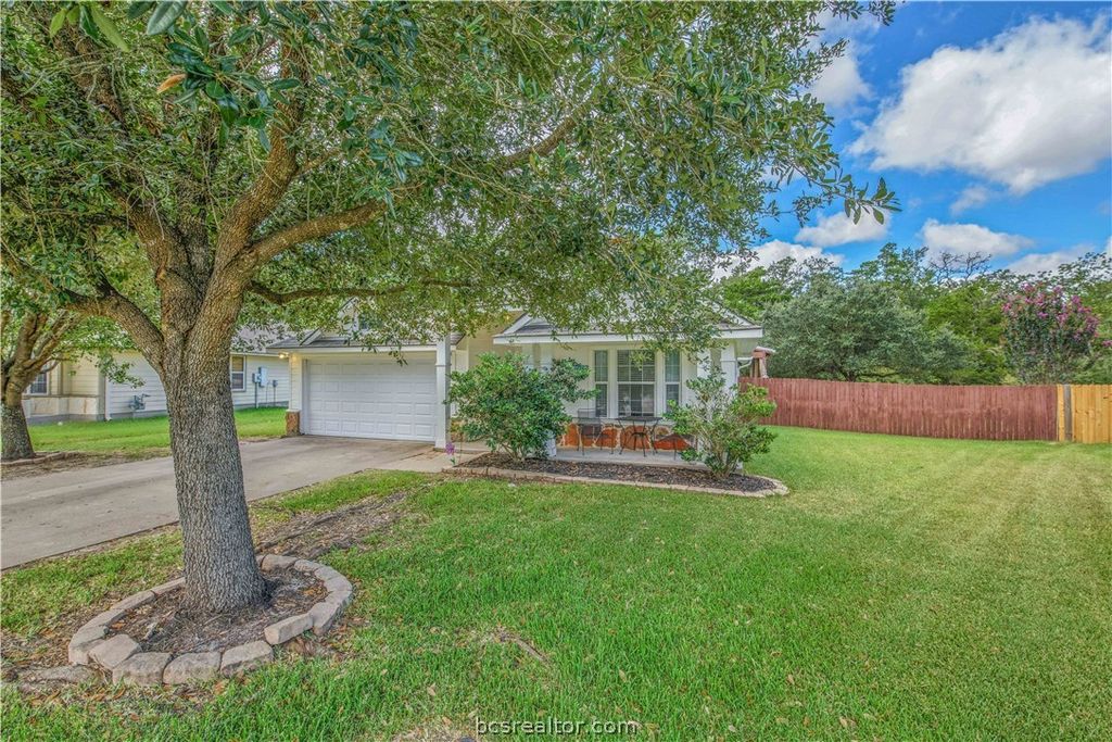1721 Summerwood Loop, Bryan, TX 77807 — photo 2