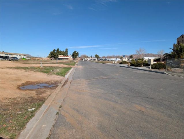 39124 Malaki, Apple Valley, CA 92308