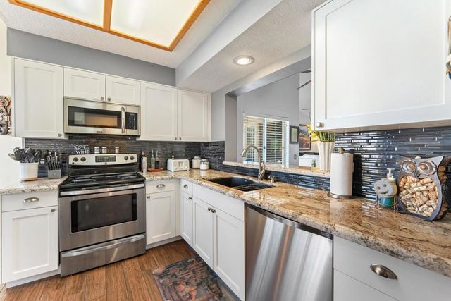 188 Torrey Pine Drive, Palm Desert, CA 92211