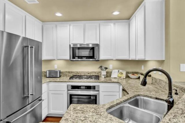 7310 Jordyn Court, Huntington Beach, CA 92648