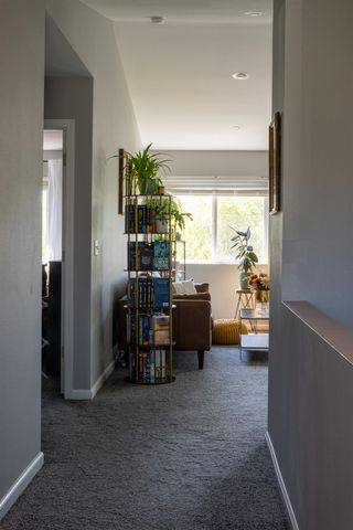 501 27TH ST NW, Minot, ND 58703