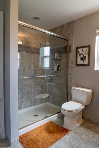 501 27TH ST NW, Minot, ND 58703