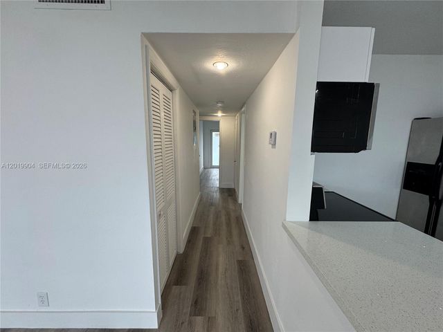 630 Layne Blvd 211, Hallandale Beach, FL 33009