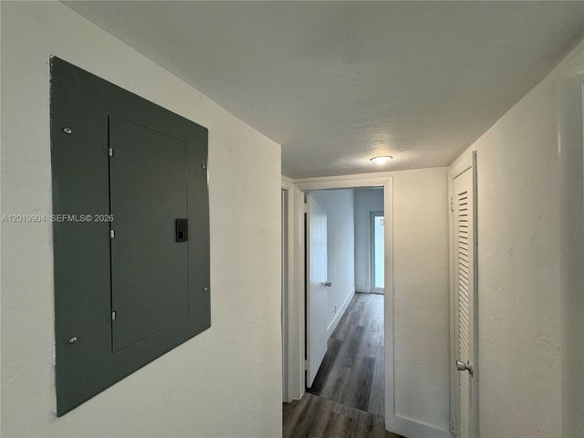 630 Layne Blvd 211, Hallandale Beach, FL 33009