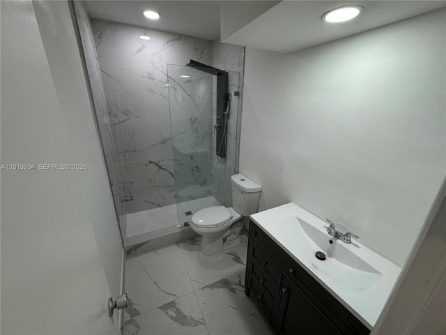 630 Layne Blvd 211, Hallandale Beach, FL 33009