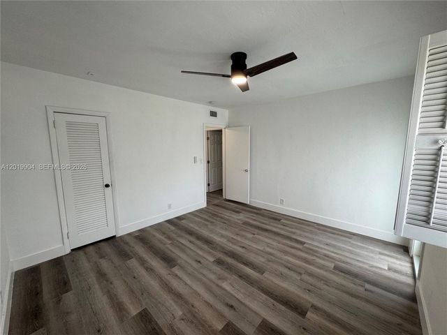630 Layne Blvd 211, Hallandale Beach, FL 33009