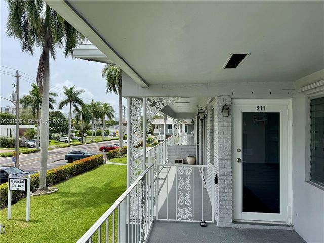 630 Layne Blvd 211, Hallandale Beach, FL 33009