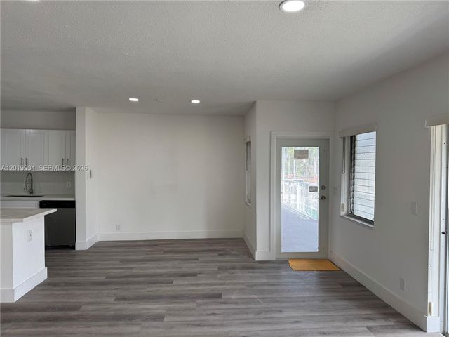 630 Layne Blvd 211, Hallandale Beach, FL 33009