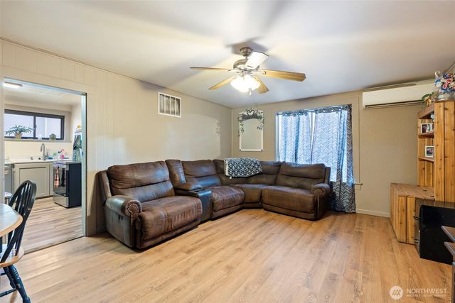 312 SE Front Street, Winlock, WA 98596