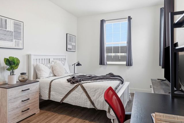 190 Tanoak Street, Hollister, CA 95023