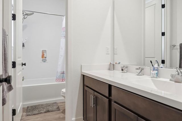 190 Tanoak Street, Hollister, CA 95023