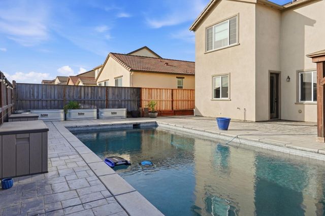 190 Tanoak Street, Hollister, CA 95023