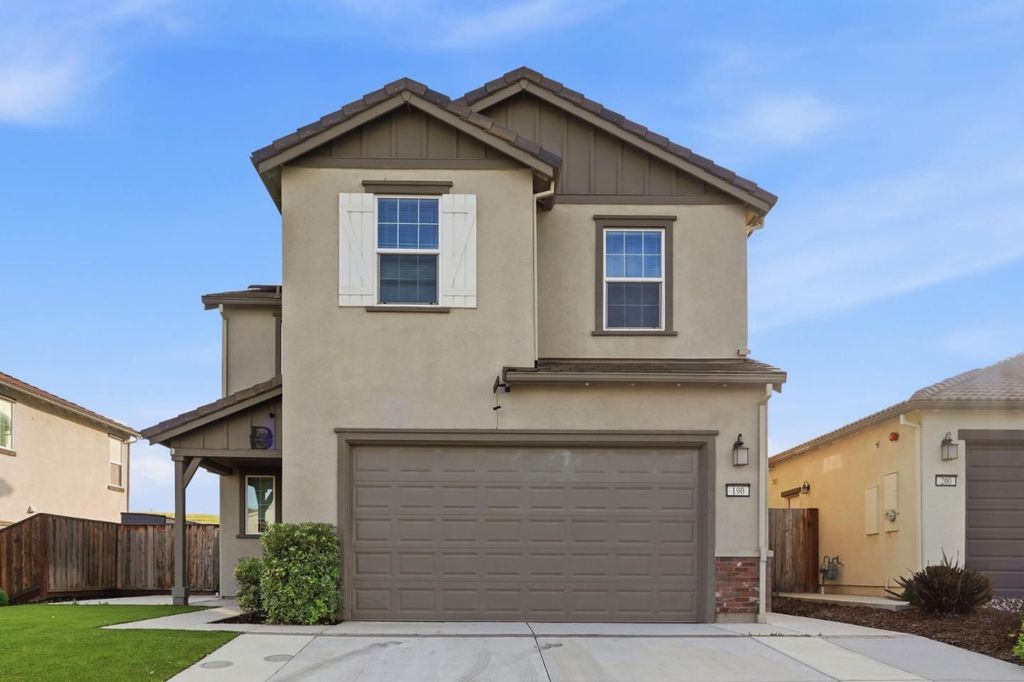 190 Tanoak Street, Hollister, CA 95023