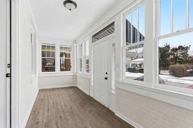 1207 Lakeview Avenue, Whiting, IN 46394