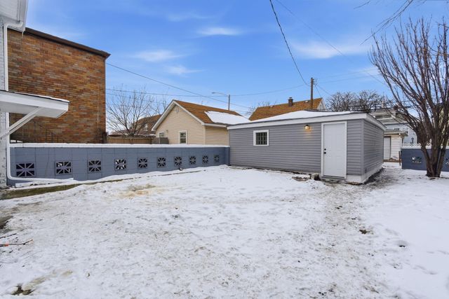 1207 Lakeview Avenue, Whiting, IN 46394