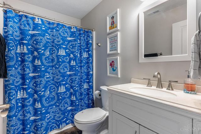 7402 Timber Wolf Drive, Franklin Twp, OH 45005