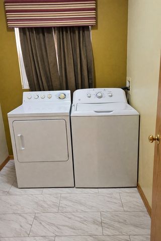 6212 Blue Ridge Drive, Plainfield, IL 60586