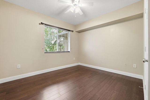 6559 Emerald Dunes Drive 308, West Palm Beach, FL 33411