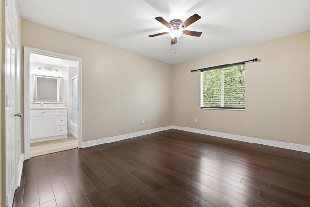 6559 Emerald Dunes Drive 308, West Palm Beach, FL 33411