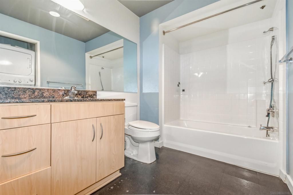 Image 13 of property listing at 777 6th Avenue 404, San Diego, CA 92101
