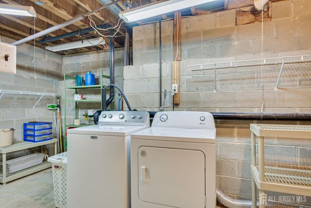 6 Mulberry Lane 6, Metuchen, NJ 08840