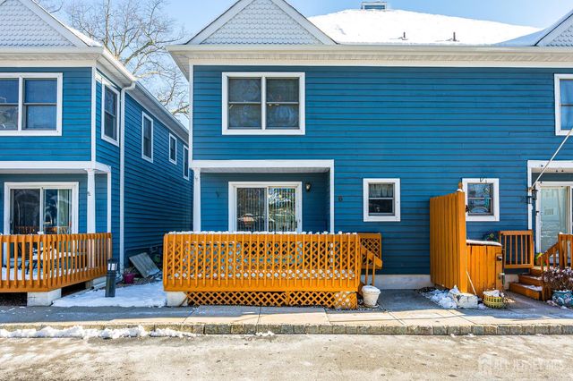 6 Mulberry Lane 6, Metuchen, NJ 08840