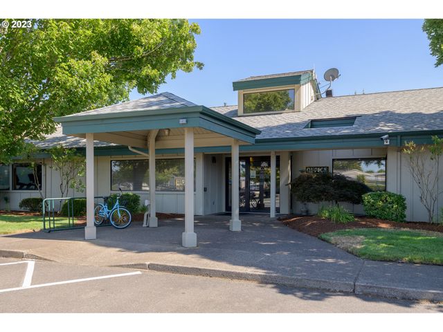 1699 N TERRY St 100, Eugene, OR 97402